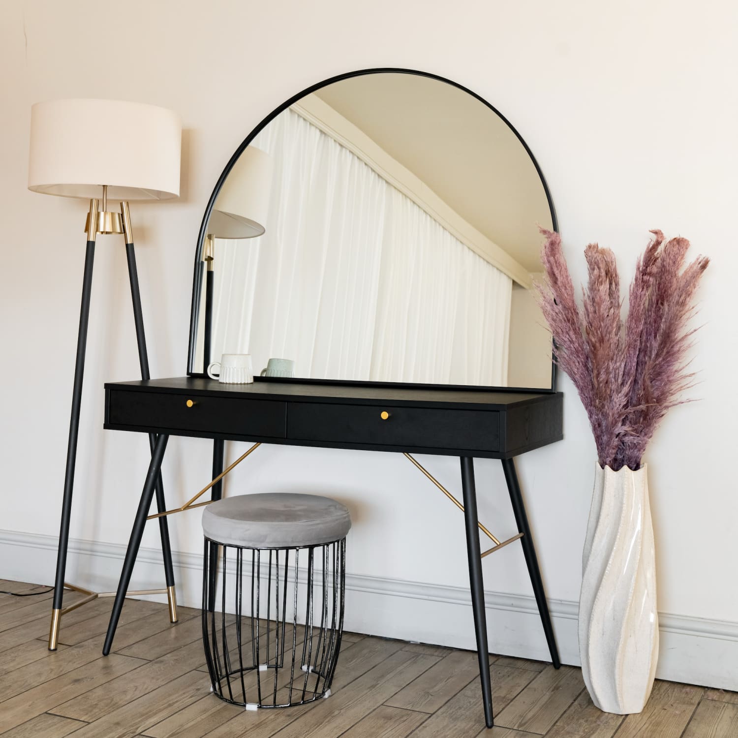 black metal dressing table mirror Amazon.com