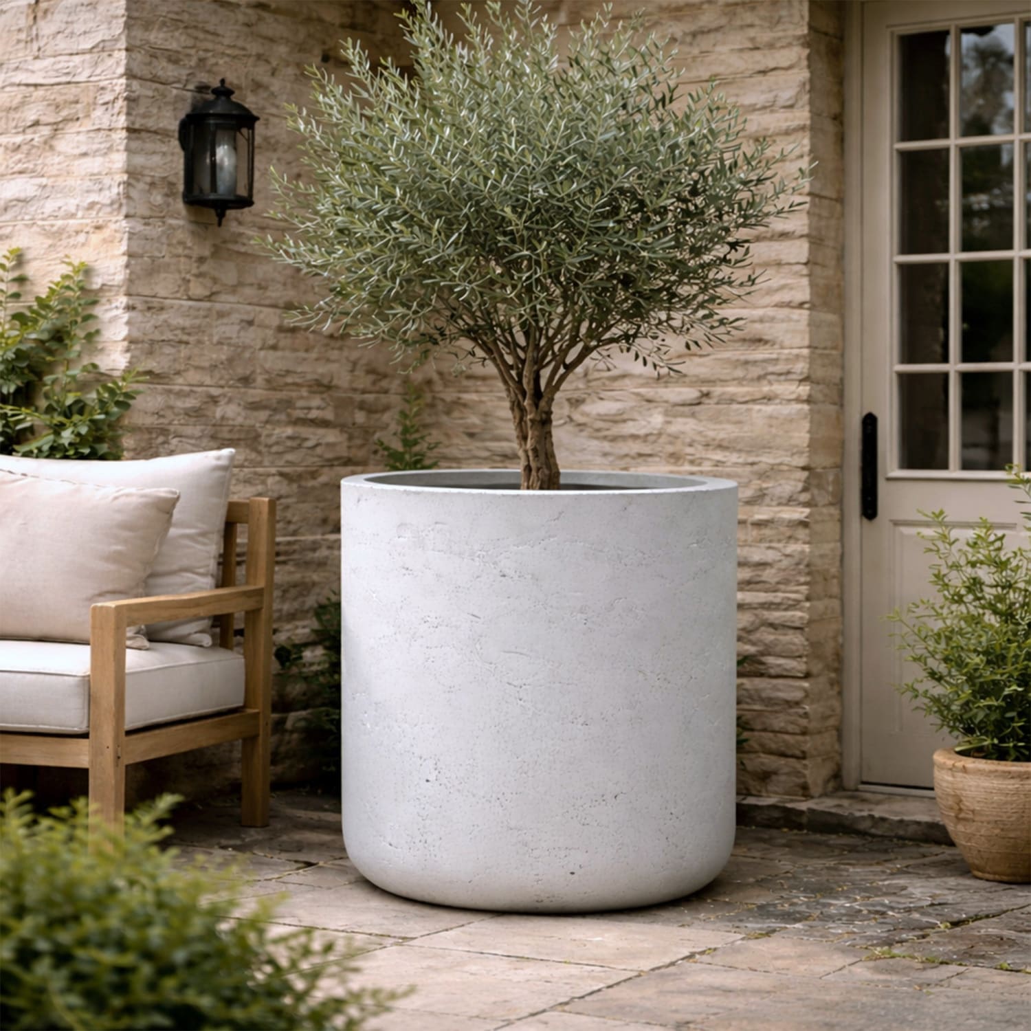 circular plant pot Extra Large White Concrete Planter for Trees – 100cm Tall the Aurella