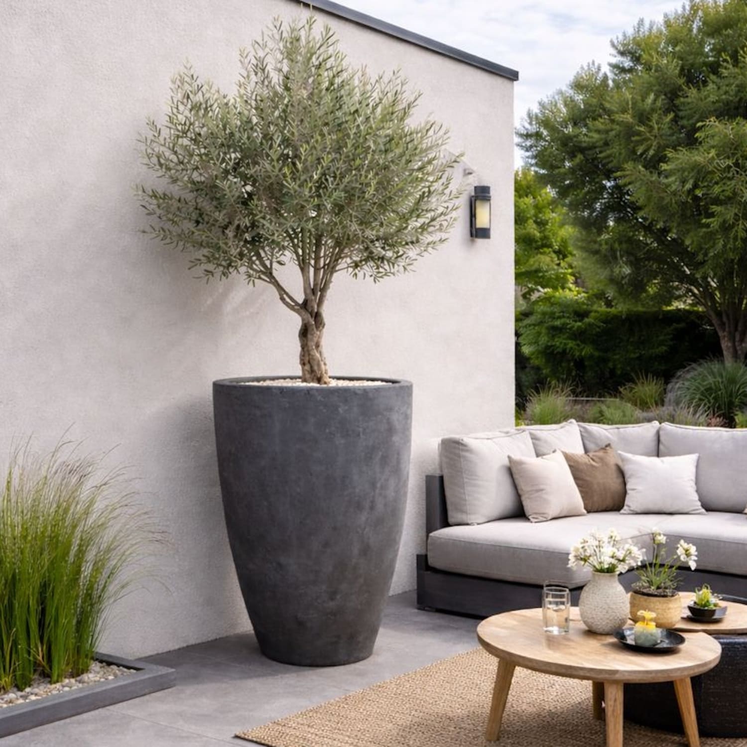 Tall Black Grey Concrete Planter – 100cm XXL Round Vase for Indoor & Outdoor