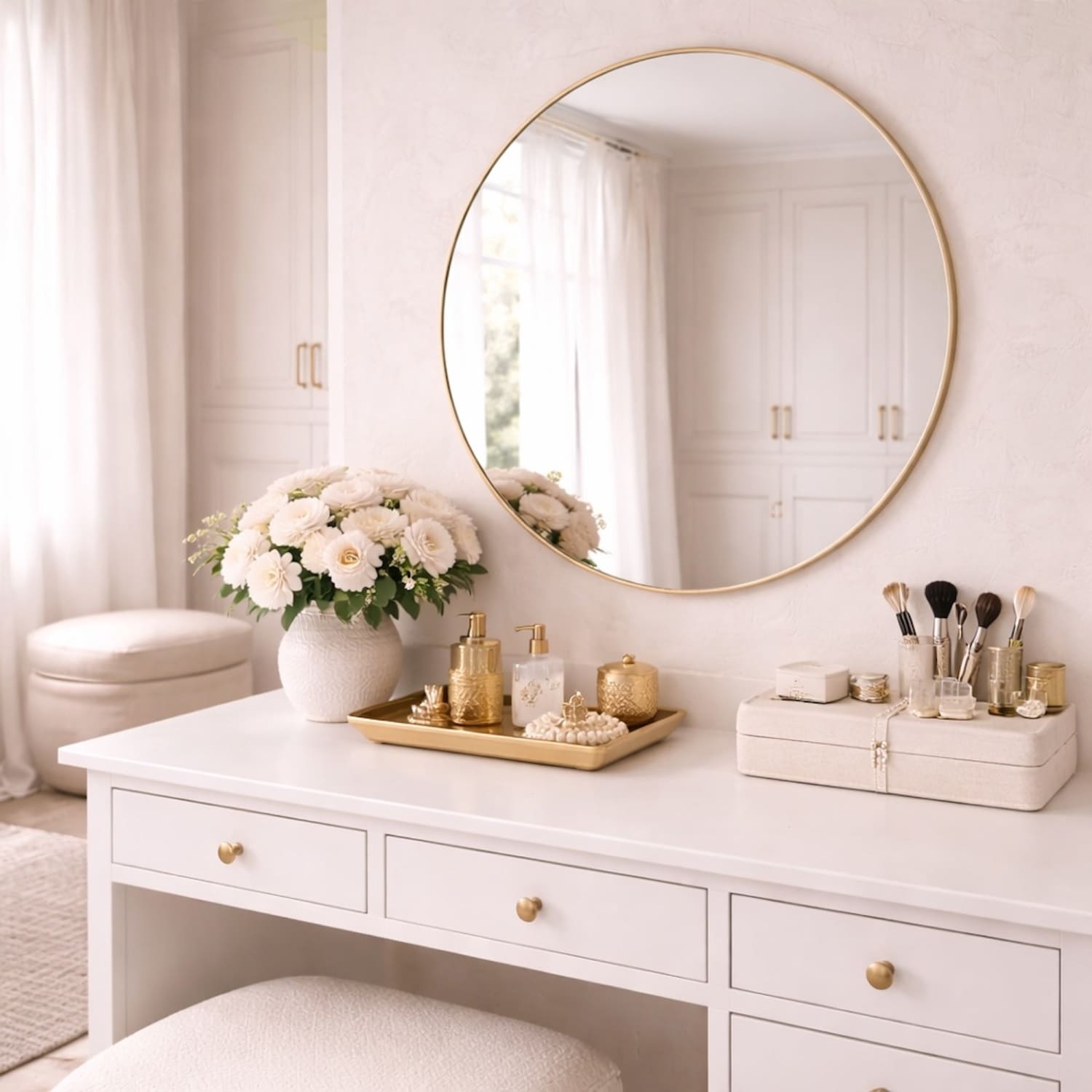 Rei - Round Gold Metal Circle Mirror - 70cm x 70cm